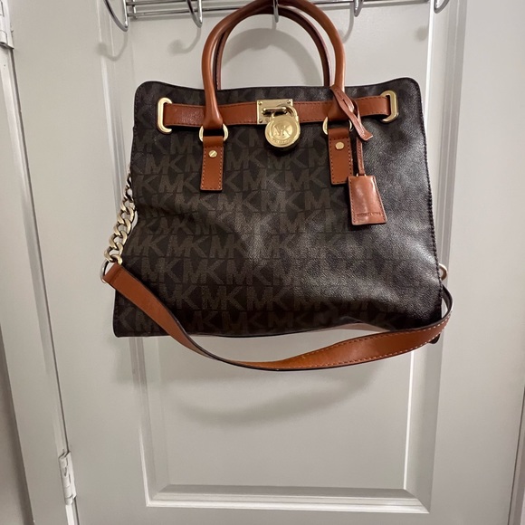 Handbag - Picture 2 of 4